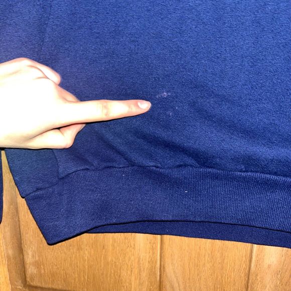 Vintage Disney Mickey Mouse Velva Sheen Women's L USA Made Embroidered Crewneck - Picture 9 of 9